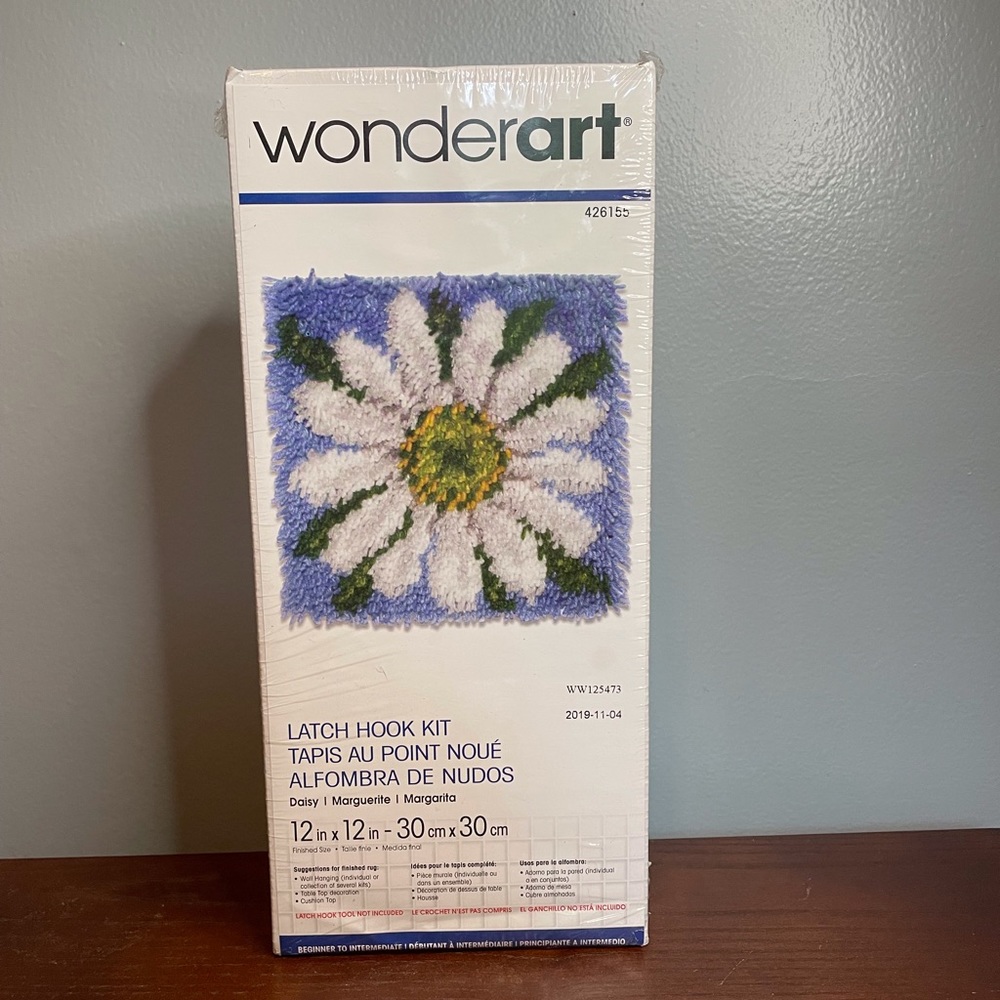 🌸NIB Latch Hook Sunflower Craft Kit
